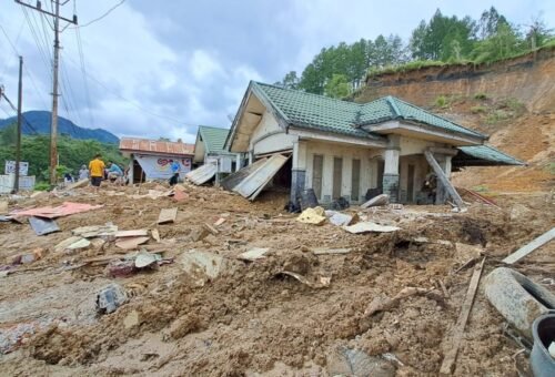 Dari Pusat Hingga Daerah, Cepat, Tegas, dan Terukur: Mitigasi Bencana Hidrometeorologi
ï¿
