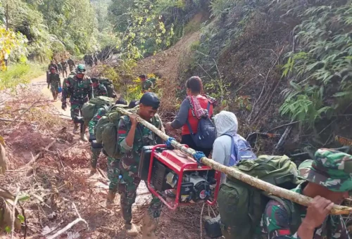 Mengapresiasi Peran TNI, dari Evakuasi hingga Pemulihan Bencana